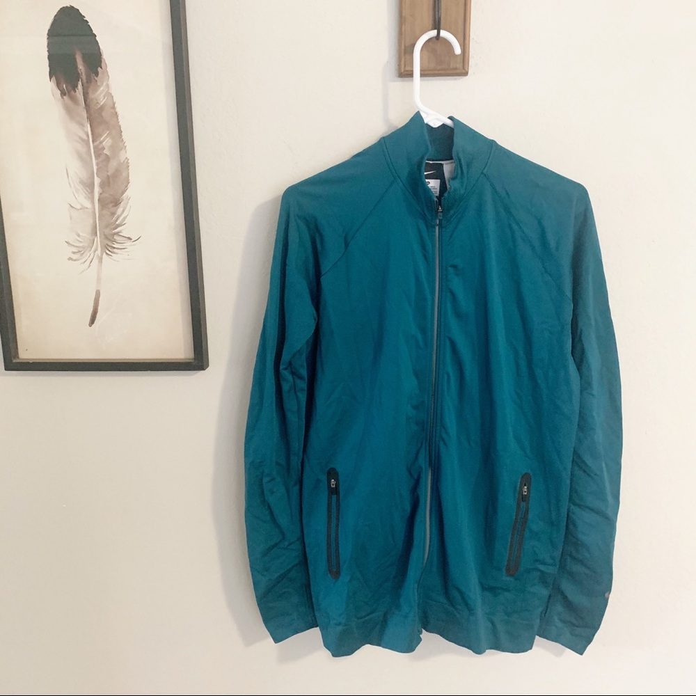 Nike dri-fit teal running jacket